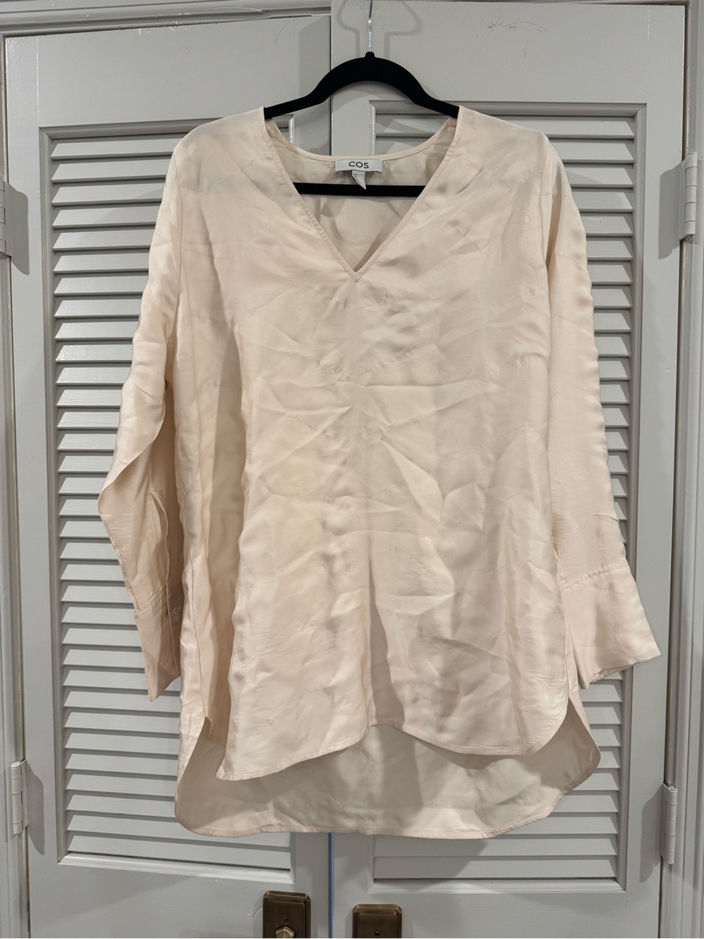 COS Cream V-Neck Long-Sleeve Tunic Top